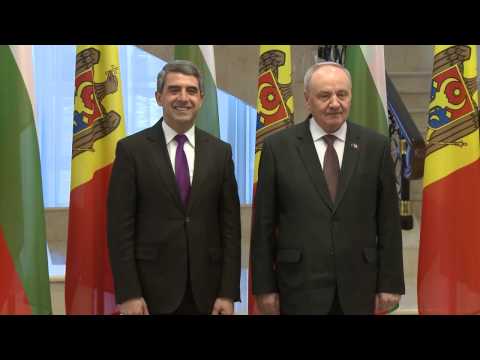 Rosen Plevneliev: Sunt aici să vă strâng mâna ca unui prieten și politician pe care-l respect nespus