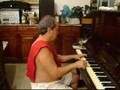 fernando tocando uma
