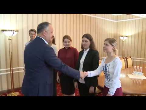 Студенты из молдавской диаспоры окончили стажировку в Президентуре
