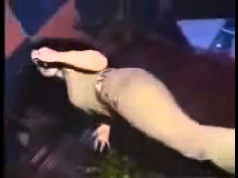 Suriye li arap güzeli çok sexiy ve oryantal arap dansı yapıyor part 2
