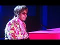 jimmy fallon serenades the emmys as elton john and green day ( billie joe armstrong) with a goodbye to 3 shows not airing anymore: 24, law & order, and lost!
