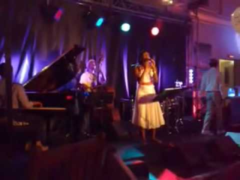 Renee Neufville - In A Sentimental Mood  (Live 2009)