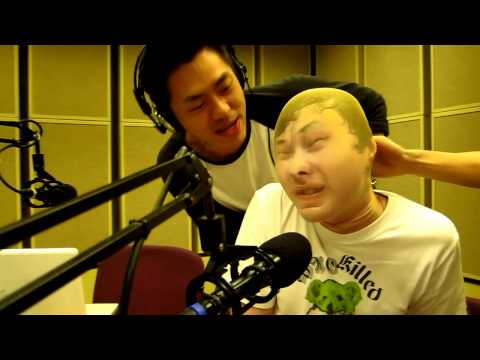 20110516傑傑大鐵人大懲罰戴頭套!