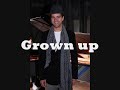 joshua jackson as he grew up.
song: grow up by: simple plan
www.myspace.com/callingjoshjacksonfans
models are tall too