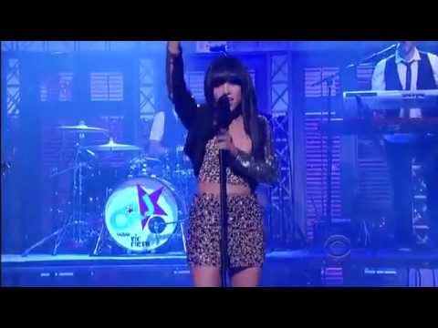 Carly Rae Jepsen - This Kiss 10 25 2012 live on David Letterman