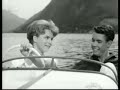 conny froboess & peter kraus - sag' mir was du denkst 1960
ein traumpaar der 60er jahre

p: twedubadubadu
c: a scoibiduija
p: sag mir was du denkst
c: m�chtest du das wissen?
p: du ich wei� es l�ngst
c: meinst du etwa k�ssen
p+c: tun als ob nichts w�r
p+c: f�llt mir schrecklich schwer
p+c: seit ich dich sah

p: twedubadubadu
c: a scoibiduija
c: sag mir was ins ohr
p: was darf ich dir sagen
c: schlag doch etwas vor
p: na meinst du ich kanns wagen
p+c: dann geb ich es zu
p+c: ich hab keine ruh
p+c: seit ich dich sah

p+c: findest du nicht auch
p+c: da� wir so gut zusammenpassen
p+c: du zu mir und ich zu dir
p+c: findest du nicht auch
p+c: da� zwei die sich wie wir verstehn
p+c: sich immer immer wieder wiedersehn

sag mir was du denkst
m�chtest du das wissen?
du ich wei� es l�ngst
meinst du etwa k�ssen
tun als ob nichts w�r
f�llt mir schrecklich schwer
seit ich dich sah

twedubadubadu
a scoibiduija
twedubadubadu
a scoibiduija