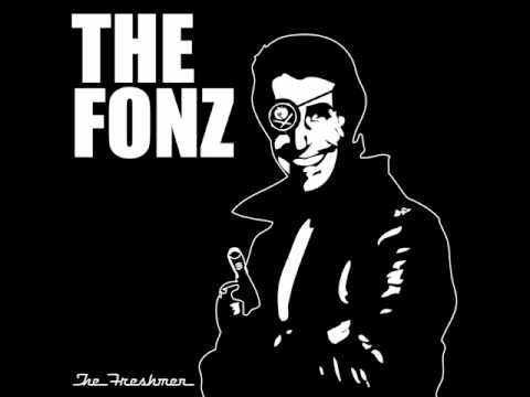 how to define a yacht