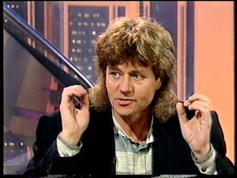 Bev - Bev Bevan and Louis Clark interview on UK TV show Pebble Mill.