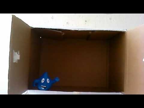 mauricecaspers - Beleef de avonturen mee van Paashaas & Pinquin. :3 Niet zeiken, want dit filmpje is gemaakt door een (10) jarige meisje. =D.