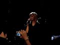 voici l'echos du bonheur, une chanson du 1er album