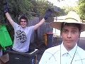 A Spanish busker attempts revenge on a by-stander who gives him petty change.