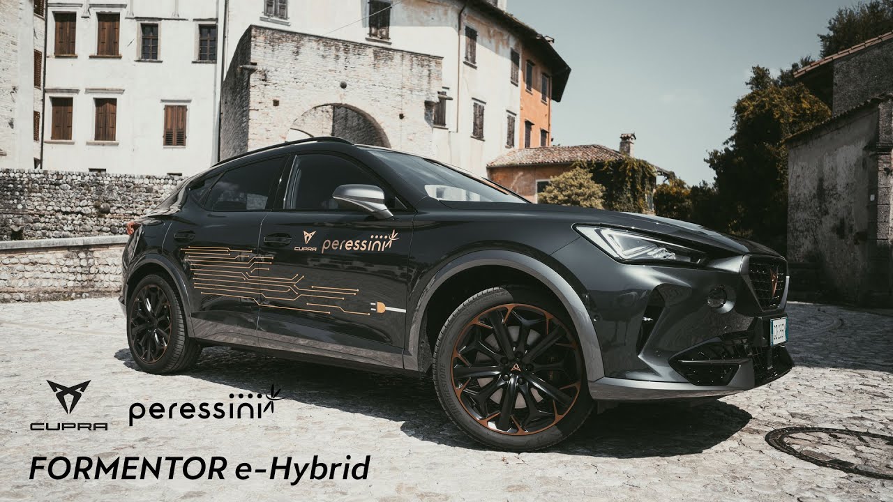 CUPRA Formentor VZ eHYBRID con motore benzina ed elettrico per le massime prestazioni