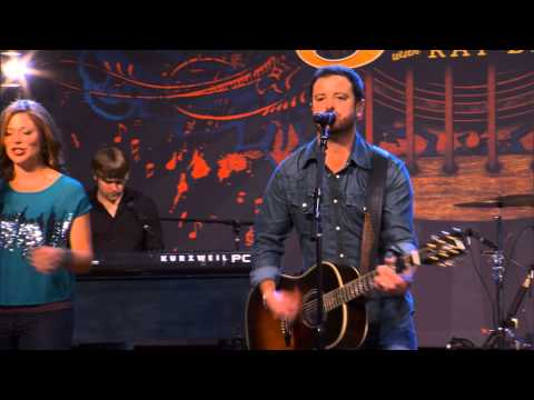 Wade Bowen performs