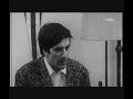 (english/german subtitles available)
studentenf�hrer rudi dutschke �u�ert sich zu �ffentlichen verunglimpfungen durch franz-josef strau� und andere politiker von cdu und csu.