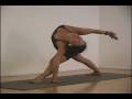 videos de Yoga Trikonasana (Triangle Pose) Variation