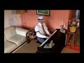 Piano - Hino à Canção Nova