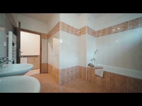 Video Byt, kde se žije jako v domě: 3+kk se zahradou