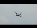 横田基地(C130の急降下着陸)