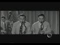 una piccola parte (circa 7 minuti) del documentario dedicato a renato carosone, prodotto dal comune di pomigliano d'arco, a cura di federico vacalebre; il documentario ha una durata totale di circa 60 minuti; contiene contributi e immagini inedite, interviste a musicisti e personaggi della musica e dello spettacolo, tra cui renzo arbore, peter van wood, carlo verdone, caparezza, enzo gragnaniello (realizzazione mediadotcom/media digitali - communication factory - napoli)