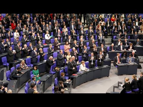 Bundestag whlt Merkel zum vierten Mal zur Bundeskanz ...