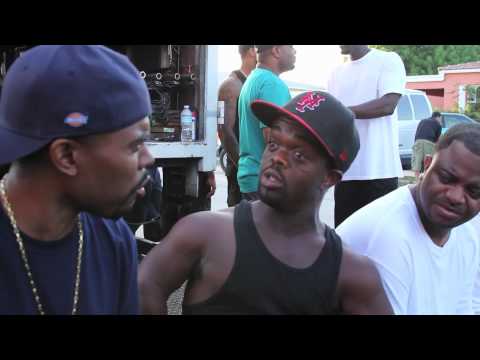 LIL DUVAL BENJI BROWN AND A MIDGET DISCUSSING TALL HATERS