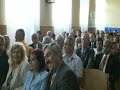 Vineri 20 iunie 2008 a avut loc sedinta de constituire a noului Consiliu Local al municipiului Gherla. Pe ordinea de zi au fost mai multe puncte legate de procedura de constituire, printre care depunerea juramantului de catre noii consilieri alesi in urma rezultatelor alegerilor de la 1 iunie 2008, alegerea viceprimarului, depunerea juramantului de catre primar, constituirea grupurilor politice in cadrul consiliului. Propunerile PSD pentru functia de viceprimar au starnit rumoare si amuzament in acelasi timp in sala, PSD propunand doi membri PD-L, cu intentia vadita de a fragmenta votul, insa consilierii PD-L propusi au refuzat. O alta propunere a fost cea din partea UDMR-ului, in persoana d-lui Torok Balint, fost viceprimar in mandatul 2004-2008. In urma votului secret, dl.Torok a fost ales din nou in functia de viceprimar cu 11 voturi PENTRU, 7 voturi IMPOTRIVA si 1 ABTINERE. Acest vot este de fapt prima manifestare evidenta a viitoarei majoritati politice din Consiliul Local, formata, foarte probabil, din PD-L, UDMR si PRM.In incheierea sedintei, dupa depunerea juramantului, atat primarul cat si viceprimarul proaspat alesi au tinut o scurt discurs. Sedinta a fost una publica si s-a bucurat de un public numeros. Uram mult succes noului consiliu, felicitari primarului Dragan si viceprimarului Torok pentru functiile ocupate si multe realizari in mandatul care tocmai a inceput, pentru ca in Gherla mai sunt inca foarte multe de facut.Lista cu noii consilieri arata astfel: 6 consilieri PD-L: Dragan Giurgean Ionel Ovidiu, Fulea Petru, Bontidean Alexandru, Druta Eugen, Cazan Bocica Rodica, Barbos Vasile Vlad Cosmin4 consilieri PSD: Pop Adi, Petean Vasile, Nasalean Ioan, Roman Mihai4 consilieri UDMR: Kolcsar Stefan, Torok Balint,Balazs-Becsi Attila, Markosi Sigismund3 consilieri PNL: Todea Ovidiu, Fodor Gheorghe Vasile, Farcas Lucian2 consilieri PRM: Farcas Viorel Marinel, Turc Loredana