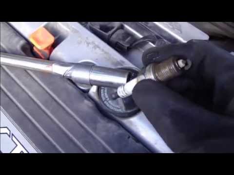 How to change spark plugs Honda Accord. Years 2003 to 2007.