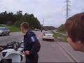 Poliisi testaa mopoa, Espoo, Kauklahti, Suomi Finland