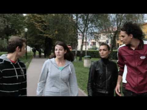 Video Approach skating girls with Hypno skates.