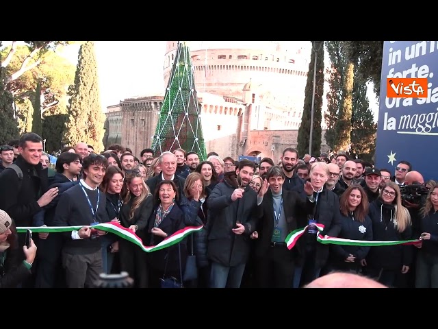 Atreju 2025 al via, Arianna Meloni e Donzelli tagliano il nastro della kermesse di FdI