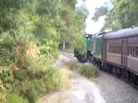 3801 3830 climb the Illawarra ...