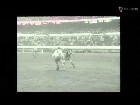 River Plate vs. Chacarita Jrs. (1952)