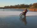 ijs crossen op het IJsselmeer