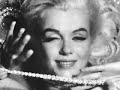 Marilyn Monroe- She Acts Like a Woman Should Marilyn Monroe- She Acts Like a Woman Should