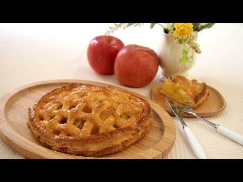 レシピ - リンゴをたっぷり使ったアップルパイ。 難しい作業のない基本レシピです! 焼きたてもおススメ♪ 【甘味王のレシピ】 http://www.monteur.co.jp/recipe/...
