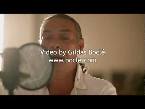 absilone - Download Canut Reyes' new release http://cdbaby.com/cd/canutreyes2 http://itunes.apple.com/us/album/sirenas-single/id555186389 Official website : http://canu...