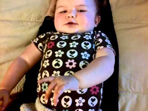 how to help baby discover hands