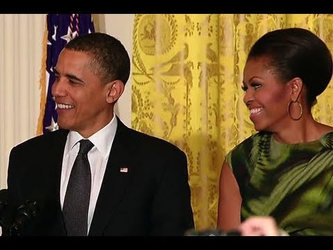 Cinco de Mayo - President Obama welcomes guests to the White House for a reception to celebrate Cinco de Mayo. May 5, 2011.