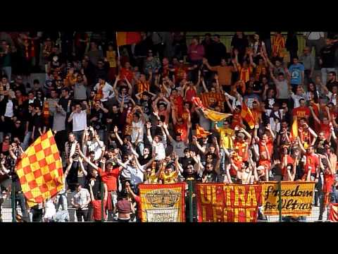 Südtirol - FC Südtirol - Lecce 1-2: Tifo Curva Nord Lecce a Bolzano.