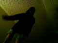 Chiche que je me casse la geule de mon lit!!!!