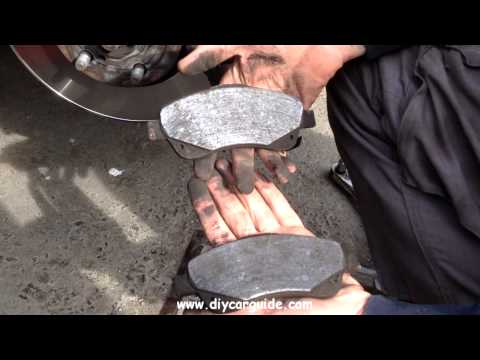 Toyota Avensis Front Brake Pads Replacement