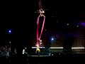 \"Get the party started\" live PINK