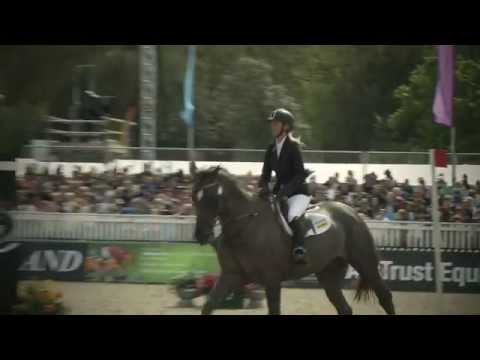 LandRoverUK - Louise Pavitt talks about her final round at the Royal Windsor Grand Prix show jumping.