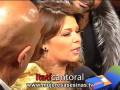 Espectacular luce Itatí Cantoral en Alfombra Roja Sandra, Trepadora Mujeres Asesinas
