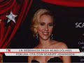 la famosa actriz norteamericana ya ha encontrado a alguien para que le acompa�e al estreno de su pr�xima pel�cula. un internauta ha pagado 40.100 d�lares para conseguirlo...