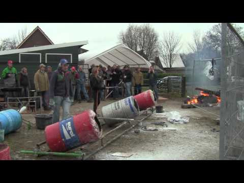 Carbid Schieten 2012 te Vriezenveen (volledig)