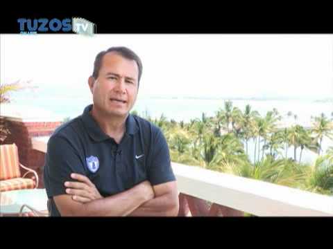 Entrevista a Efra&iacute;n Flores