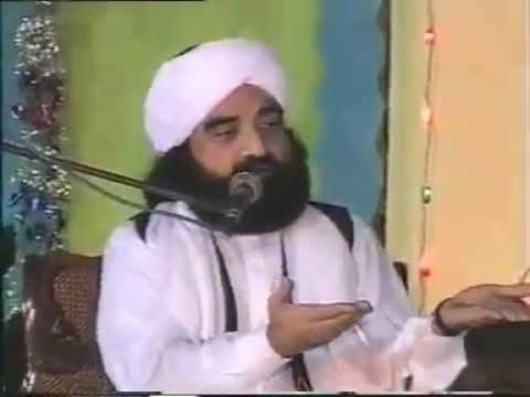 Pir Naseeruddin Naseer - Shirk GHOS PAK Bayan Pir Naseeruddin Naseer الله سے ملانے والا پیر ای جملهی بی کسان عالم را کس یک جو کرمت تمام عالم را بس من بی کسم و تو بی کسان را یاری یا ...