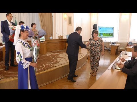 "Майстры высокіх надояў і прывесаў" видео