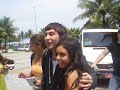 Frank tomándose fotos con sus fans